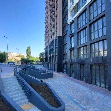 Продам 2х комн квартиру/сданная секция/ЖК Модерн/Ивана Франко/фонтан ЖК Модерн