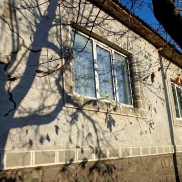Продаж одноповерхового будинку три кімнати,  в м. Мукачево