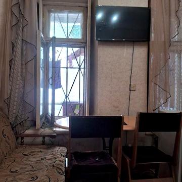 Сдам  1 но комнатную  квартиру  ЦЕНТР  города