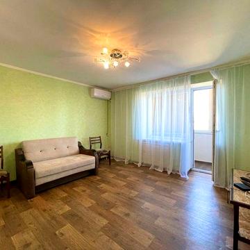Здаю 1-кімнатну квартиру, 13-а Лінія, вул. Електронна. Ц5