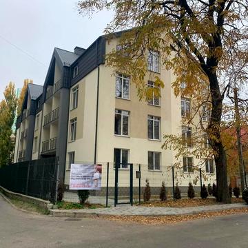 Макіївська вул., 17