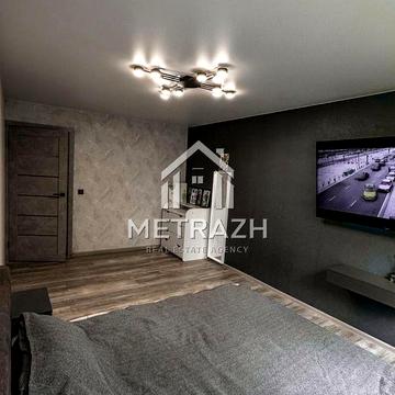 Продаж 1к квартири 40м кв.,вул. Академика Булаховського,24,м.Академ.