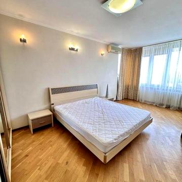 Велика Китаївська вул., 10-А