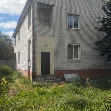 Продам двоповерховий будинок 2005 року забудови Одеська (Одесская)