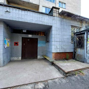 Борщагівська вул., 210
