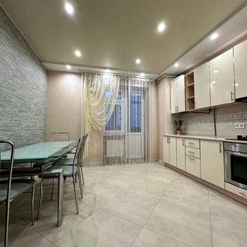 Продаж 1 кім. квартири, вул.Зелена, новобудова, 88000$