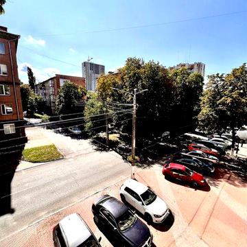 Продається 2х кім квартира в Центрі по вул. Хрещатик, Медколедж