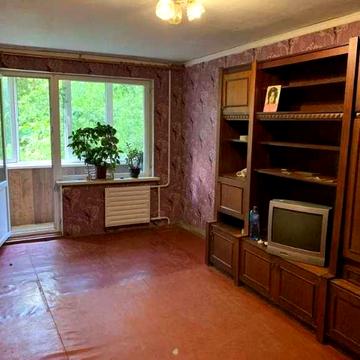 Продам 1кім кв зручний 3й поверх М/П вікна і балкон