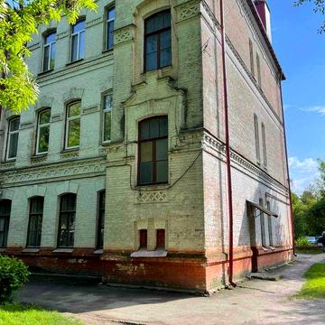 $$ Продам квартиру або під комерційне приміщення!