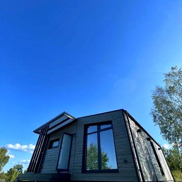 Продаж будинку під комерційну діяльність