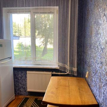 Продаж 2к Квартира Космонавтів вулиця