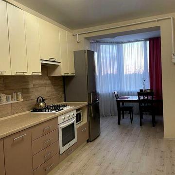 Оренда однокімнокімнатної в ЖК "Зарічний "