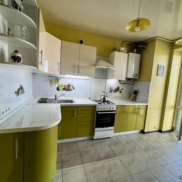 Однокімнатна квартира з ремонтом та меблями в Ірпені