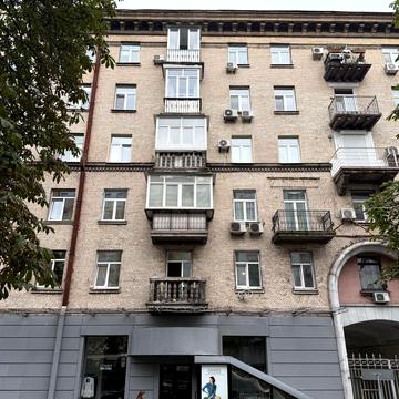 Антоновича вул. (Горького), 25