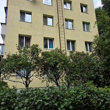 Без%. Продам 3 к,  Відрадний, вул. Метробудівська,4 (НАУ, медмістечко)