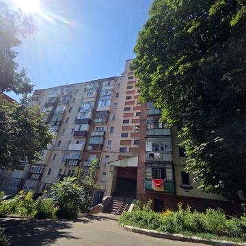 Продаж 1к квартири Виставка 22м²