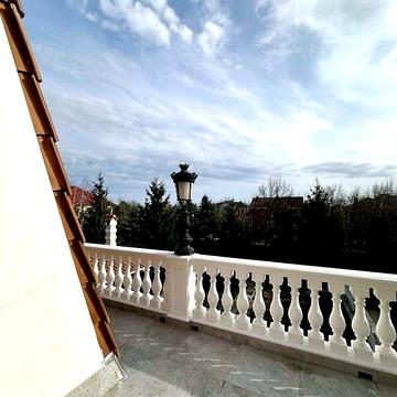 Продаж 9к Дім Степна (Совіньон) вулиця