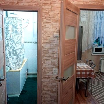 Продам або обміняю на приватний сектор 2кімнатну квартиру. Центр