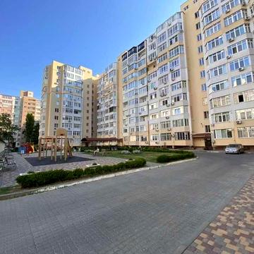 2 комн -82 метра. 3/10 эт. Новый кирпичный дом. АГВ. ул. М.Говорова ЖК Дом у Фонтана