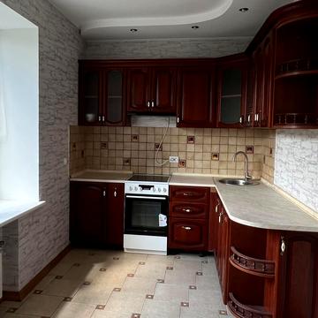Пріорська вул. (Полупанова), 10
