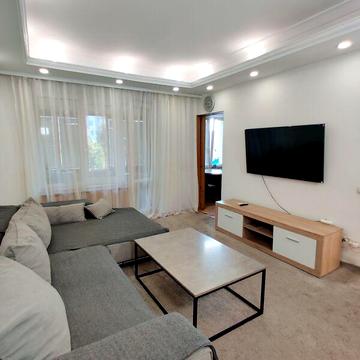 Довгострокова оренда 4к Квартира Січеславська Набережна вулиця