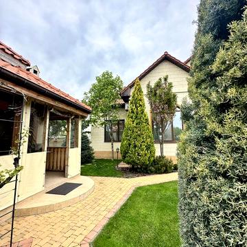 Дом возле моря, бассейн!  Без комиссии!