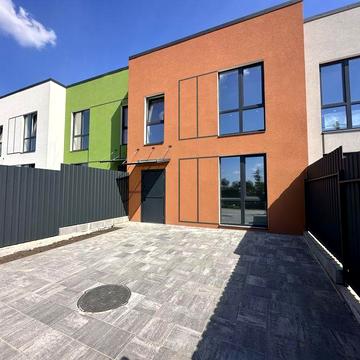 Поміняю таунхаус 100 м2 в Гостомелі на будинок в горах