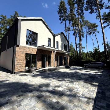 Продаж 4к Дуплекс Сім’ї Красовських вулиця