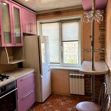 Оренда 2-кімнатної квартири у центрі  на Дзержинці
