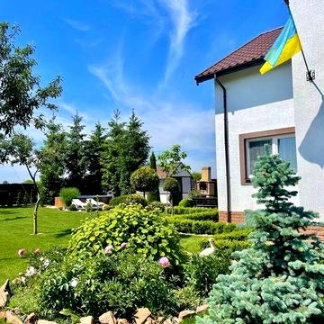 3 кімнатний будинок в передмісті Житомира