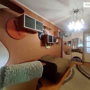 Продаж 2к Квартира Космонавтів проспект