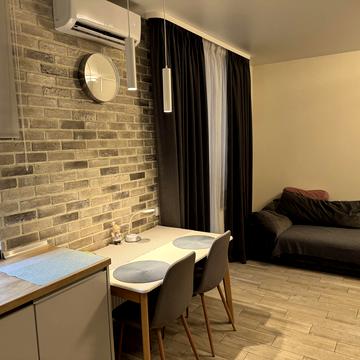 Академіка Лебедєва вул., 1к7