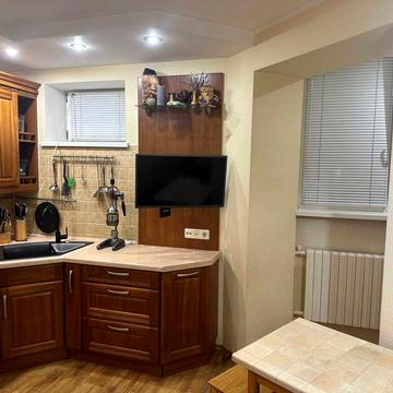 Продам свою 3-кімн. кв-ру на пр. Миру 19 власник ЖК Миру 19