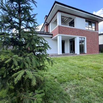 Будинок в Гатном/175м2/з гаражом/6 соток/без комісіі