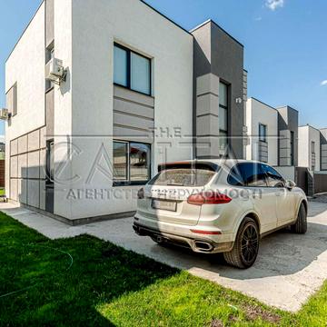 Прикордонна вул.