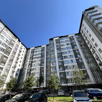 Довженка, 21а