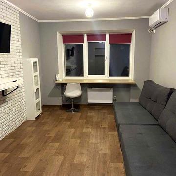 Сдается 2к квартира , просп. Богдана Хмельницкого, 16