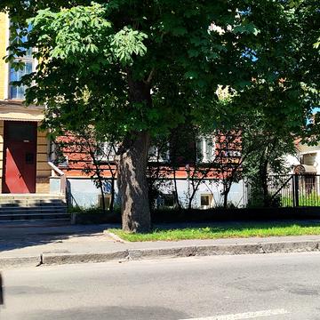 Грушевського, 92