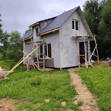 Збудуємо хатину в горах