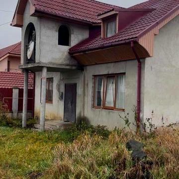 Продам 2-х поверховий будинок в м-р Підлипники (Ужгород)