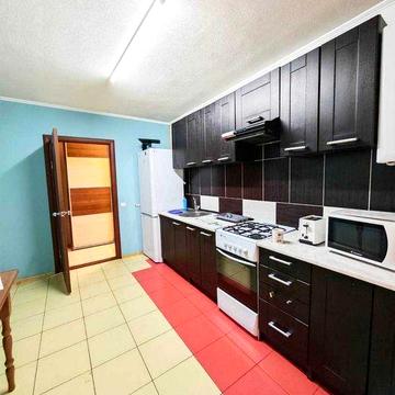 Продаж 2к.квартири по вул.Карпенка