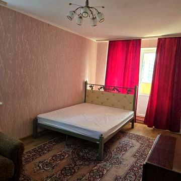 Здається 1 к кв на Лушпи з автономкою
