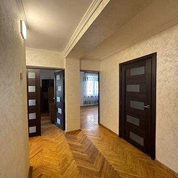 Продаж 3-кім чешки 75 кв.м р-н Комарова!