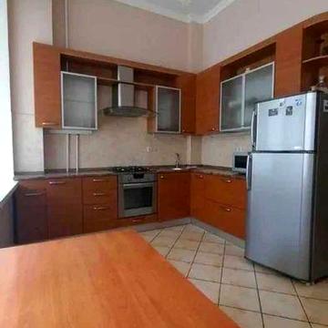 КЛЮЧИ ЦЕНТР Саксаганського 36 МЕТРО Олімпійська 8 хв пішки Антоновича