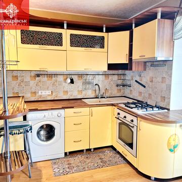 Артилерістів вул., 888