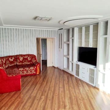Продажа 3-х кімнатної квартири(99,8м.кв) по вул.Шевченка,4а.Бровари.