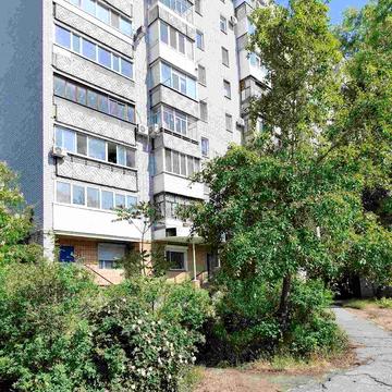 Продам 1 кімн з нішею вул Д.Кострова