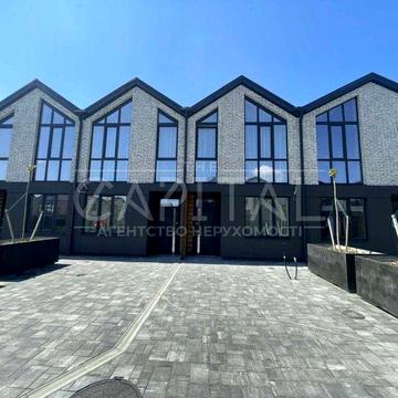 Продаж / Таунхаус / вул. Лісова, Романків