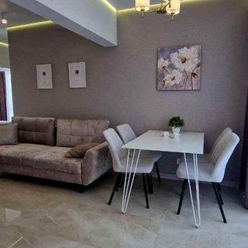 Світла та простора 3 кімнатна квартира у ЖК"Вертикаль" р-н ТРЦ Караван ЖК Вертикаль