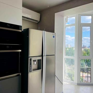 Володимира Антоновича вул. (Свердлова), 36б
